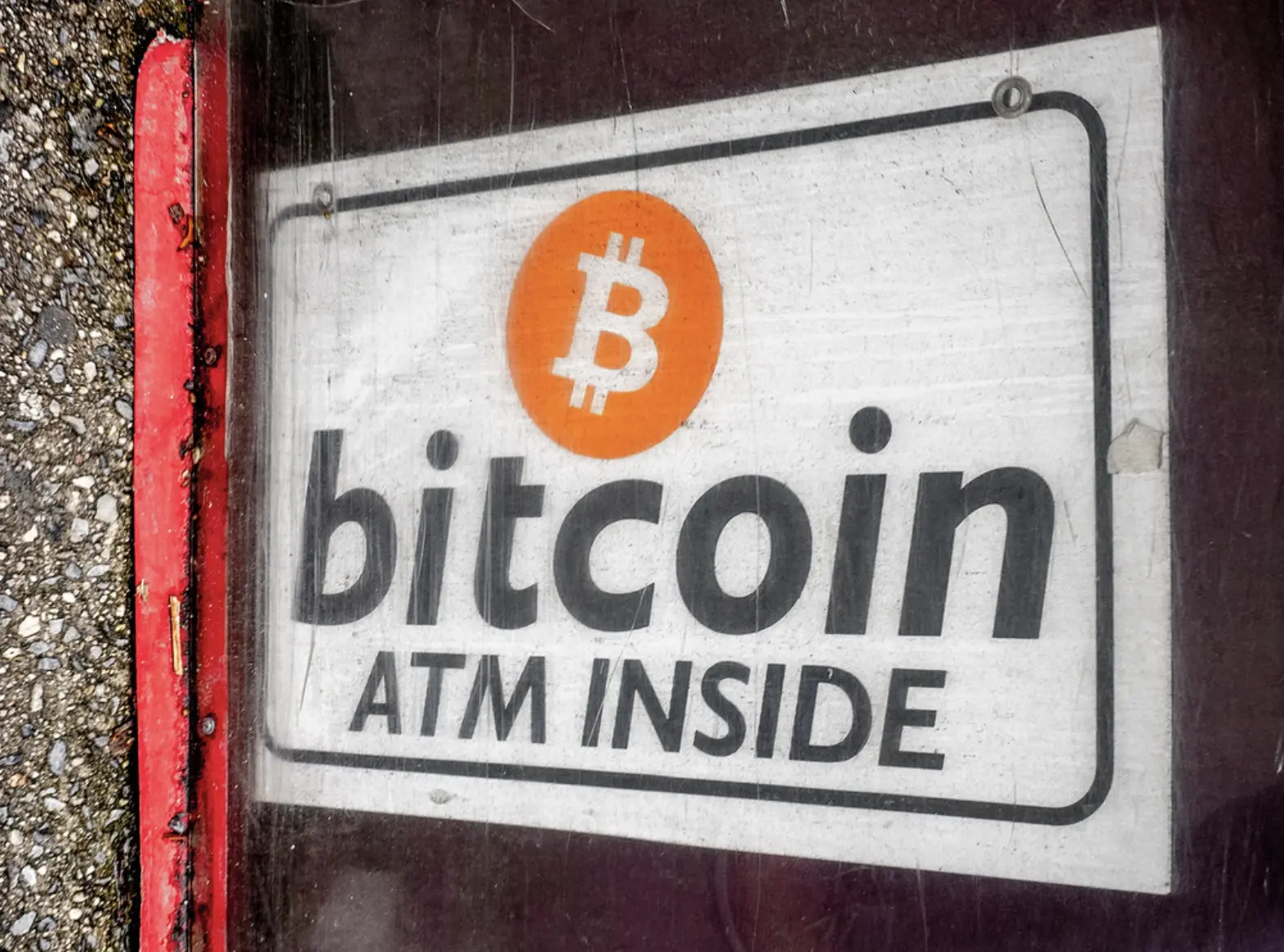 Bitcoin ATM’leri: Dolandırıcılar için Bir Geçit mi?