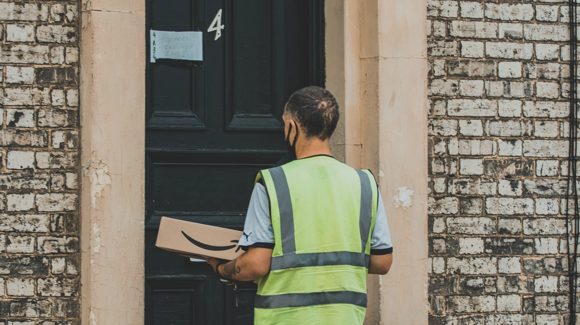 Amazon Satıcı Hatası Milyonlarca Çalışan Kaydını Sızdırıyor