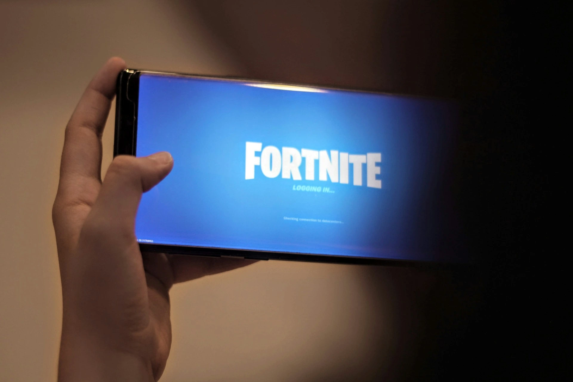 Epic Games, Android Cihazlarda Oyun Uygulamalarını Ön Yüklemek İçin Telefónica İle İşbirliği Yapıyor