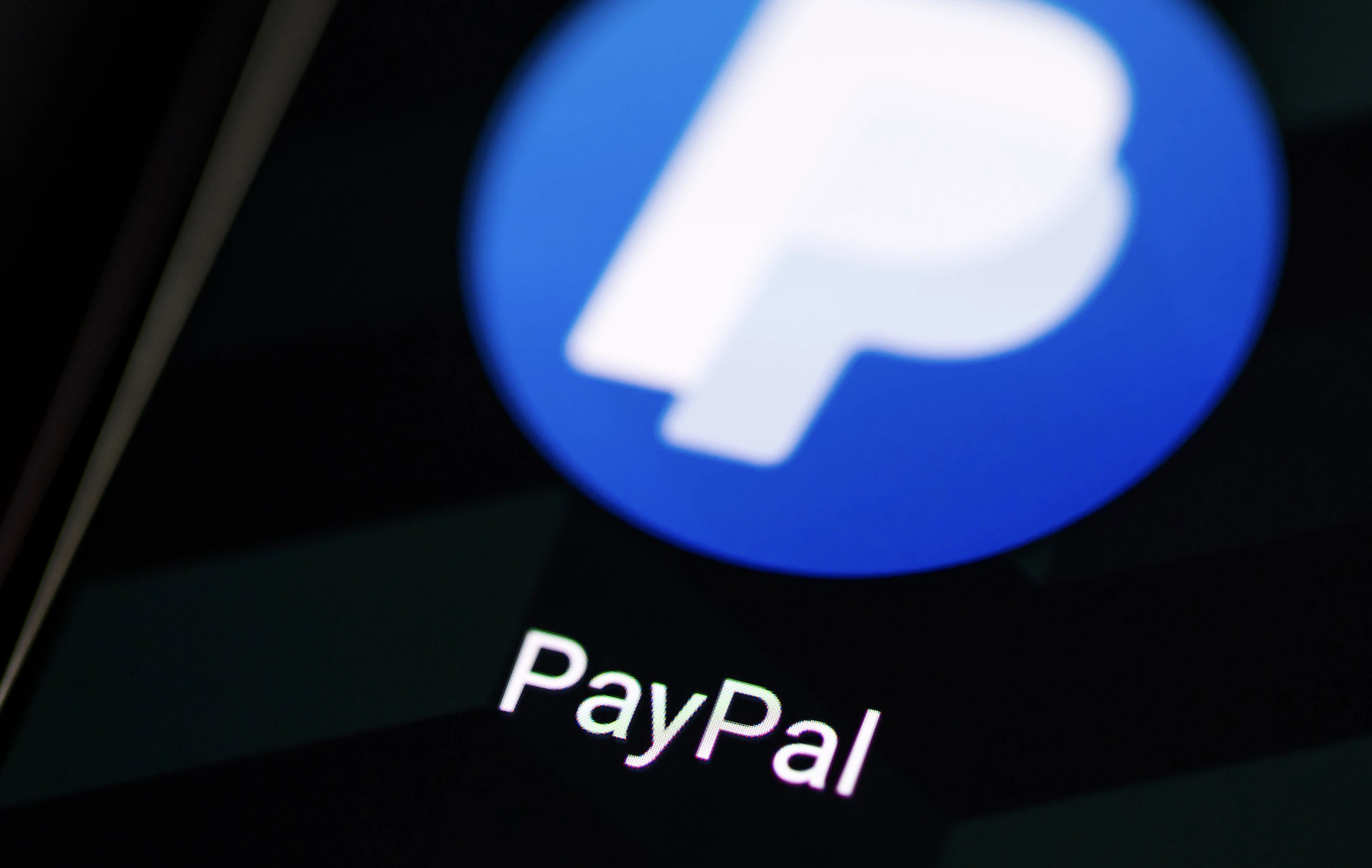 Hackerlar, İkna Edici Dolandırıcılık E-postaları Göndermek İçin PayPal’ın Sistemini Ele Geçiriyor