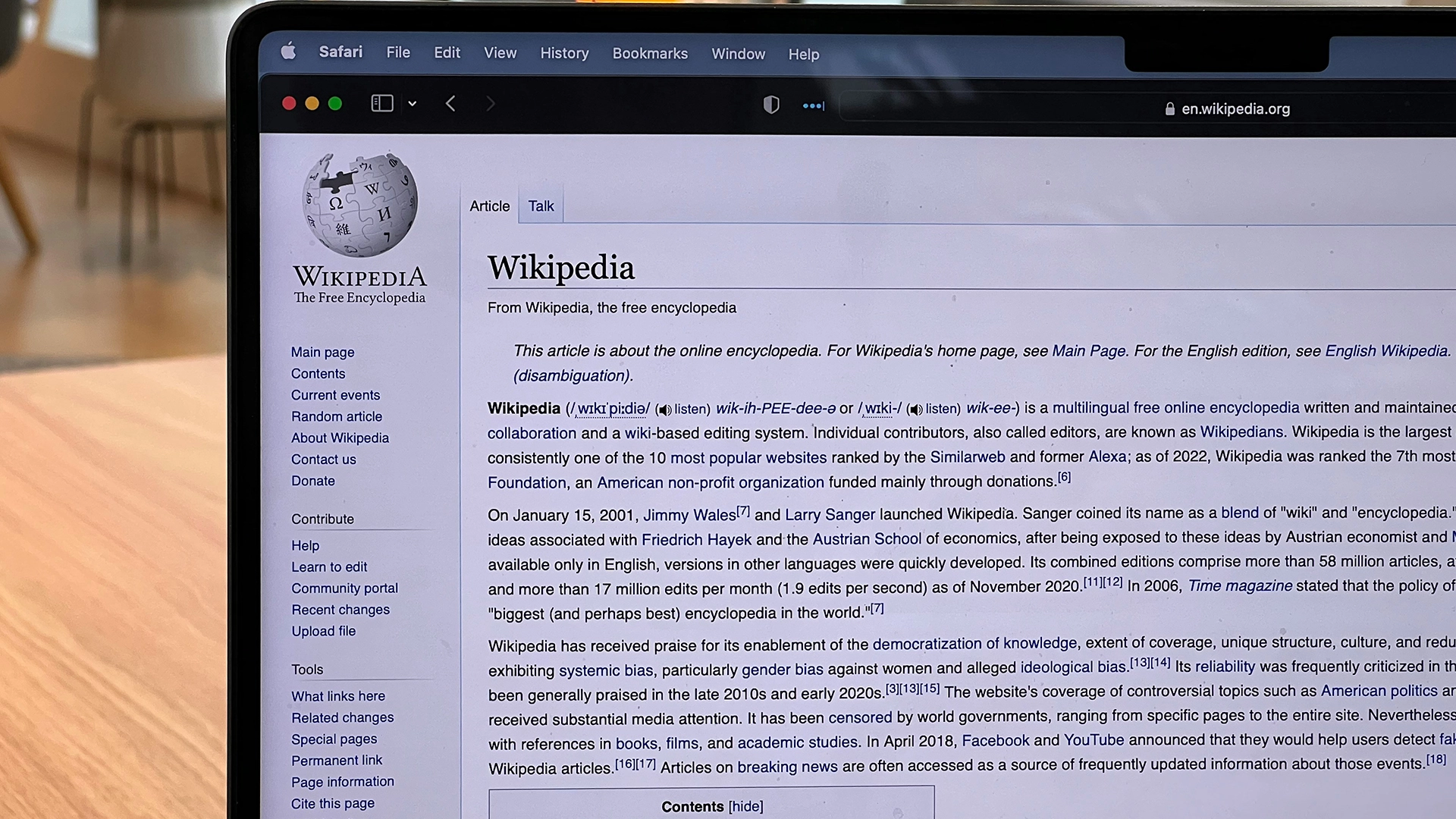 Wikipedia, Yapay Zeka Tarafından Oluşturulan Hatalarla Mücadele Etmek İçin Kuralları Sıkılaştırıyor