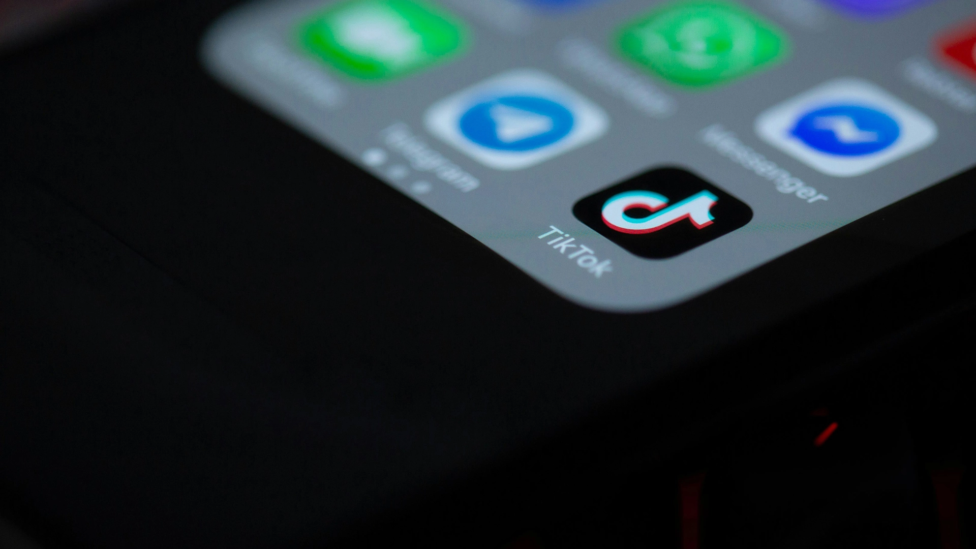 Meta ve TikTok, Teknoloji &Uuml;cretleri &Uuml;zerine AB Mahkemesi Savaşını Kazandı